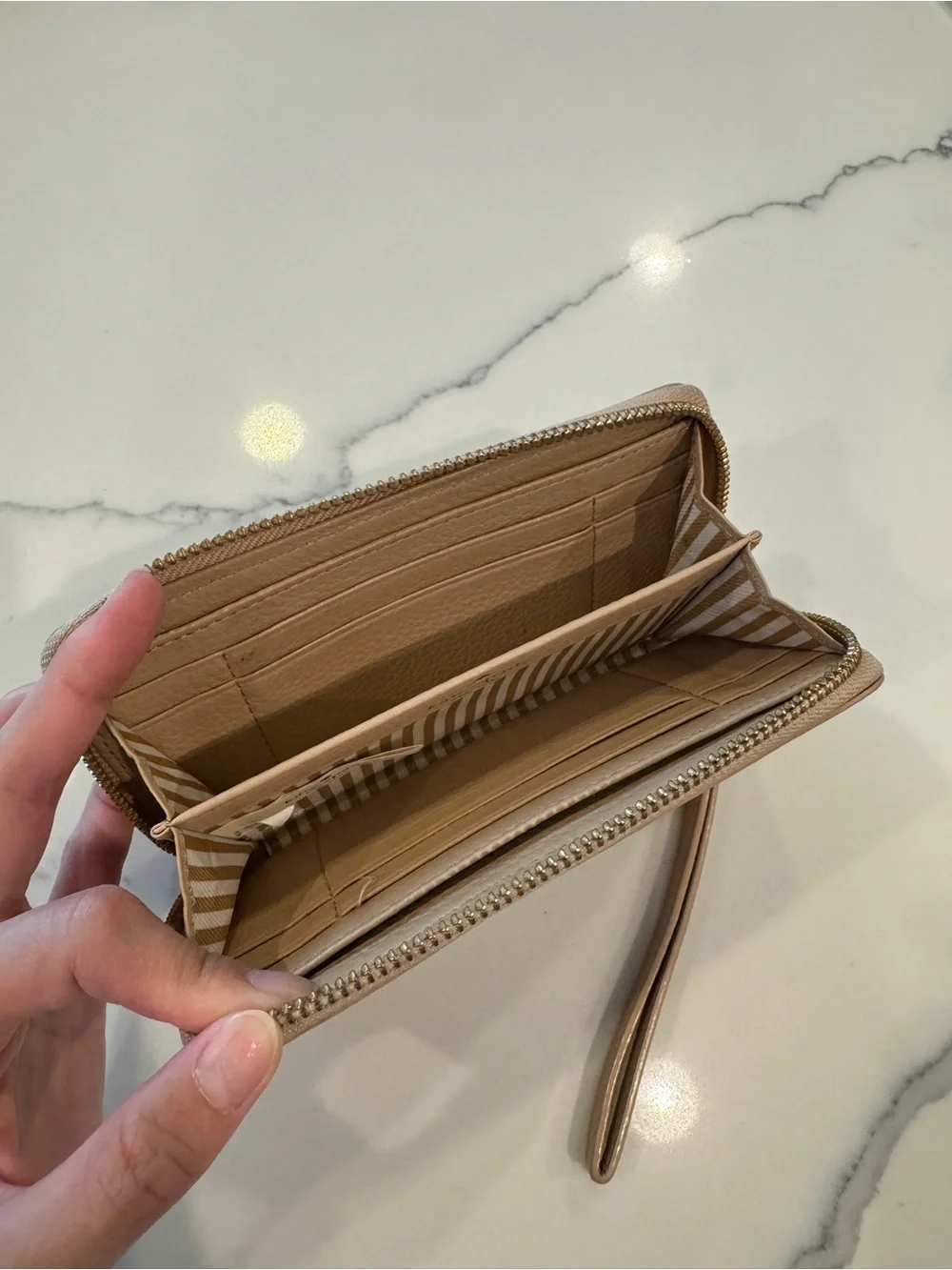 kate spade wallet secure